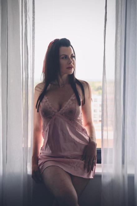 British porn star MILF Jessica Sin, live sex cams model from Babestation