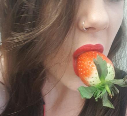 Adult live cams model Lillith Rose at Babestation TV