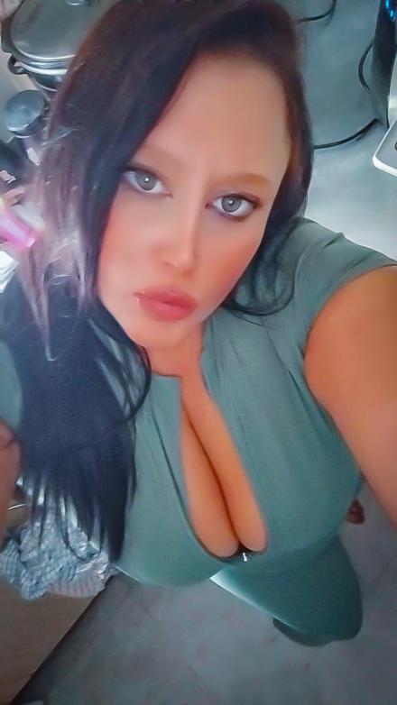 Selfie of live cams model Naughty Sadie