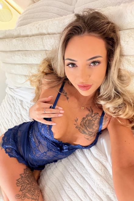 Poppy May on Babestation TV