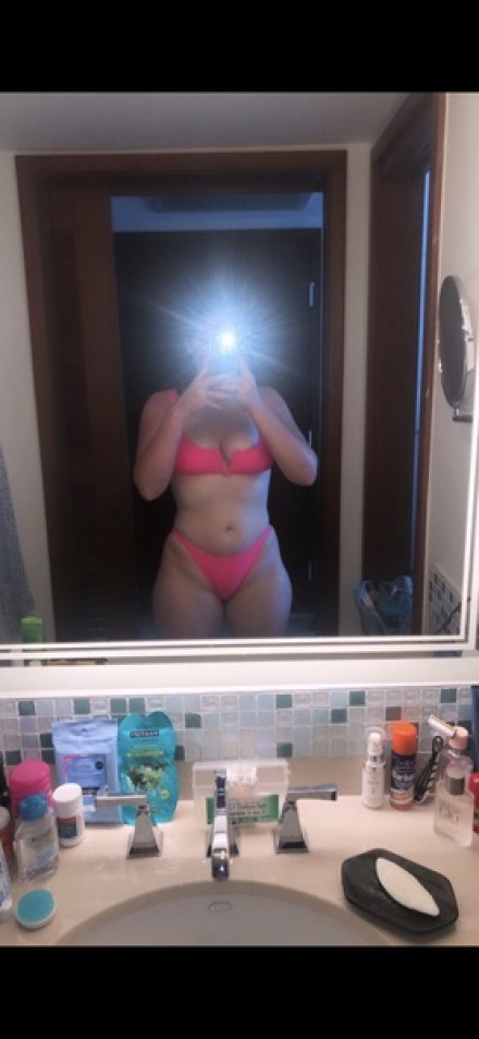 Lex Johnson flash picture in pink bikini